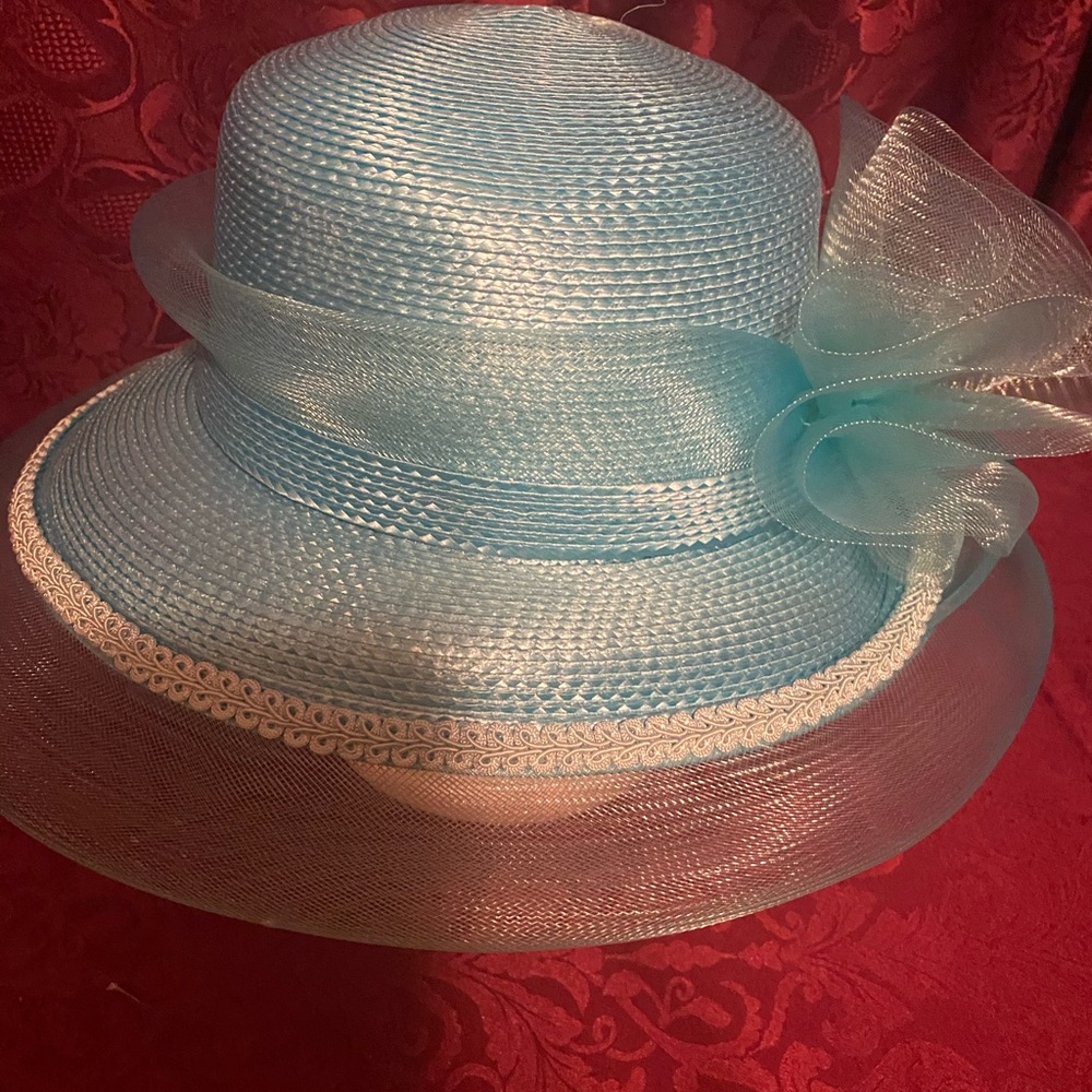 Fabulous teal blue hat
